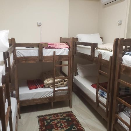 Hostel Oakland Tirana Exteriér fotografie