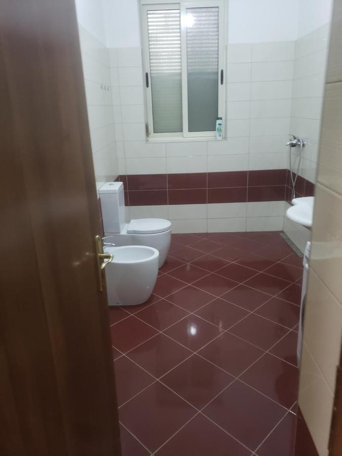 Hostel Oakland Tirana Exteriér fotografie