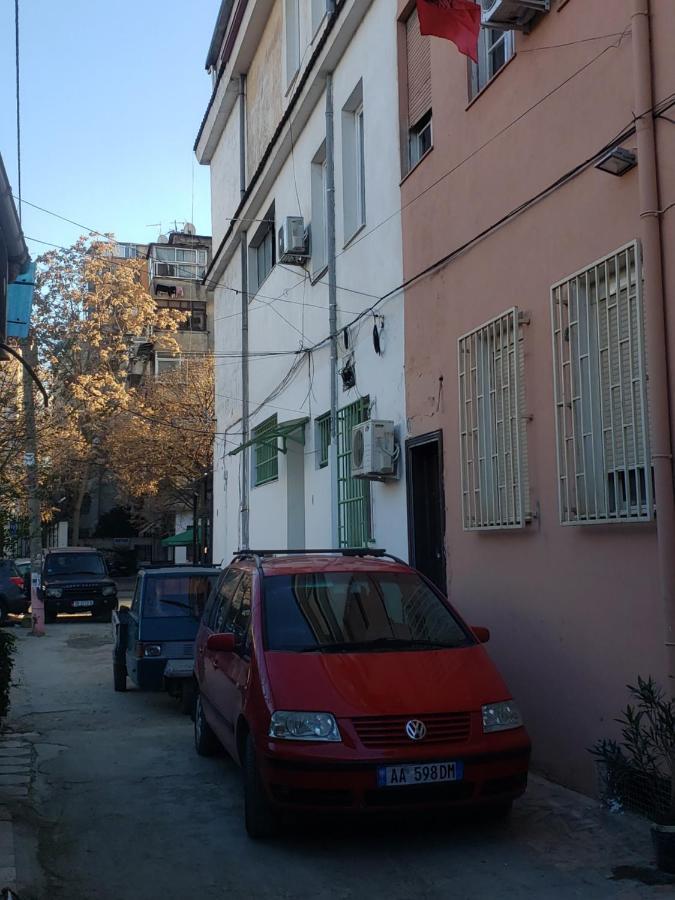 Hostel Oakland Tirana Exteriér fotografie