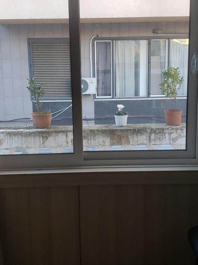 Hostel Oakland Tirana Exteriér fotografie