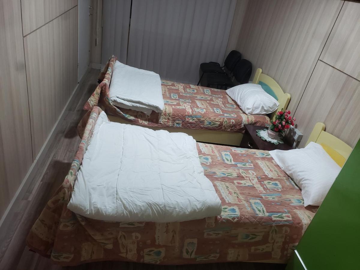 Hostel Oakland Tirana Exteriér fotografie