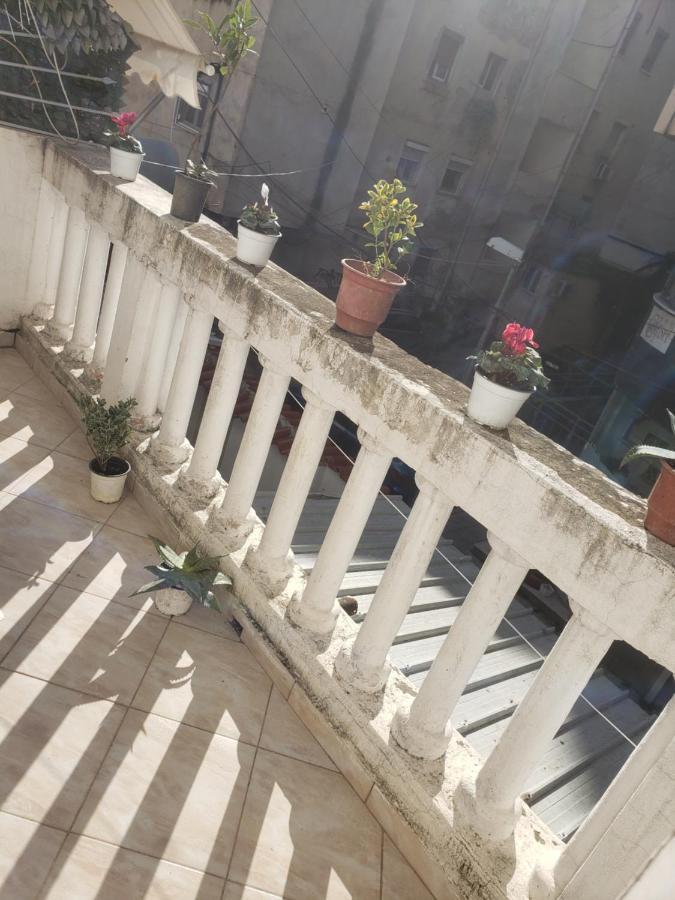Hostel Oakland Tirana Exteriér fotografie